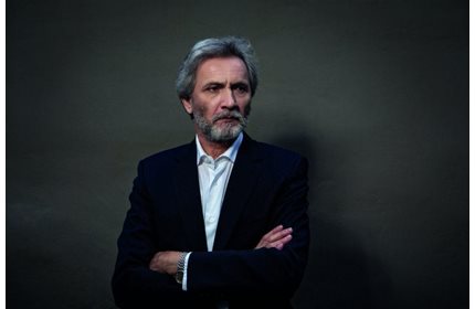 Ο Γιάννης Καλπούζος στις Εκδόσεις Χάρτινη Πόλη